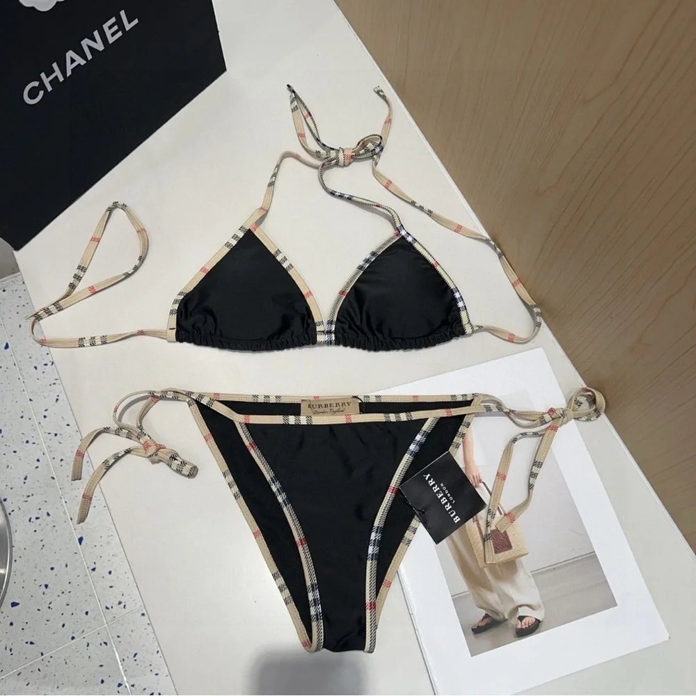 Burberry swimsuits - Picture 2 of 6